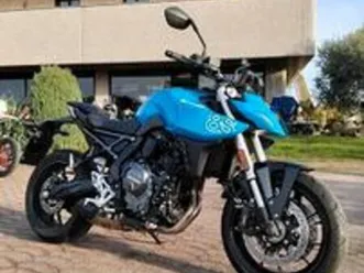 suzuki gsx-8s (2025)