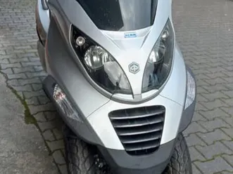 piaggio mp3