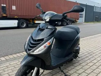 piaggo zip 80cc 4takt — scooters | piaggio — marktplaats