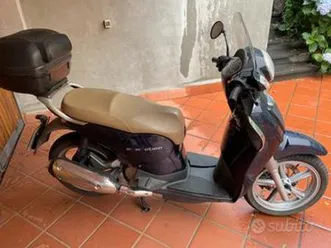 scarabeo 200 cc unico proprietario