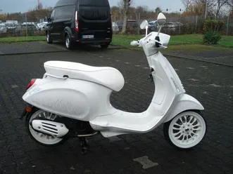 vespa sprint 125