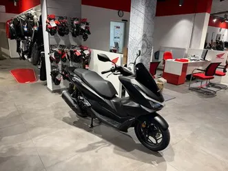 honda pcx125 2025 matt black *tageszulassung 11-25*