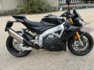 aprilia tuono v4 1100 factory