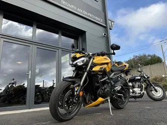 triumph street triple 765 rs 2025 765 cm3 | moto roadster | 1 950 km | jaune | 13240 septemes les vallons
