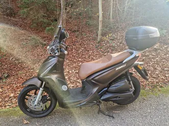 people s 125i abs topcase/windschild