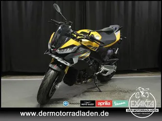 aprilia tuono v4 1100 e5+ scorpion yellow