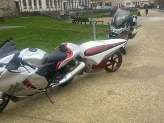 ② suzuki hayabusa 2022- excellent état