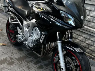 yamaha fzs