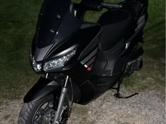 aprilia sxr 50 sport e5 49 cm3, 2024 god.