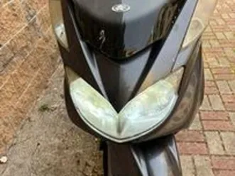 majesty 400 anno 2004