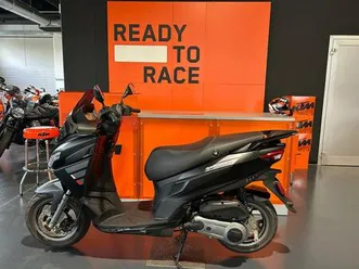 vendo aprilia sxr 50 (2021 - 25) usata a verona (codice 9877845) - moto.it