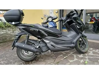 vendo honda forza 125 abs (2018 - 20) usata a sommacampagna (codice 9878213) - moto.it