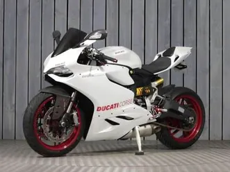 ducati panigale 899 stunning, full history