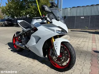 ducati supersport