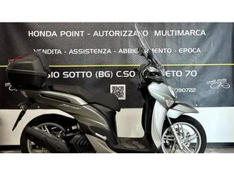 vendo yamaha xenter 150 (2015 - 17) usata a osio sotto (codice 9877924) - moto.it