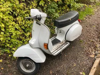 vespa p200e
