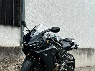 honda cbr650r - wenig km