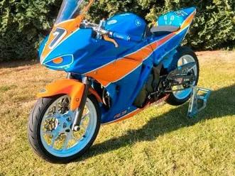 yamaha r3 rennstrecke/ tracktool/ racebike