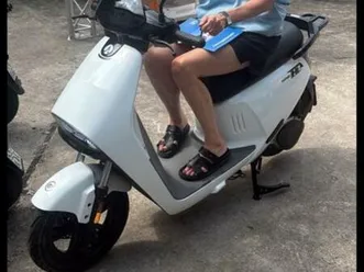 keeway blueshark h1 smarter elektro roller, weiß, 50 km/h, neu