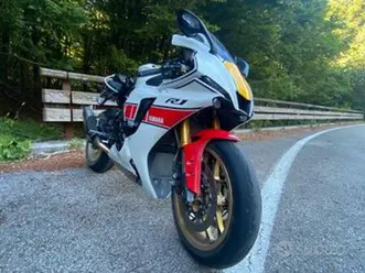 r1 60 th anniversary