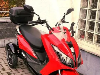 neuwertig wegen fehlkauf !!! e-trike roller maximus mx 3-25