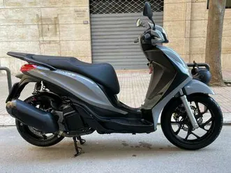 piaggio medley 150 sport grigio