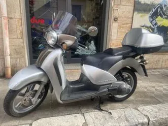 aprilia scarabeo 200 - 2004