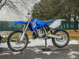 2014 yamaha yz250 en inventaire / in stock