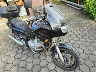 yamaha xj diversion 900 892 cm3, 2004 god.