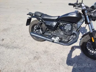 moto guzzi v9 bobber