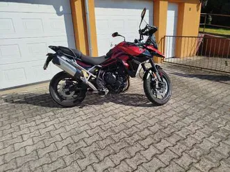 triumph tiger 900