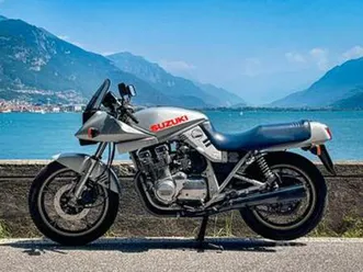 suzuki katana 750 1982