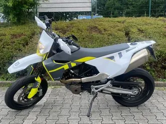 husqvarna 701 supermoto