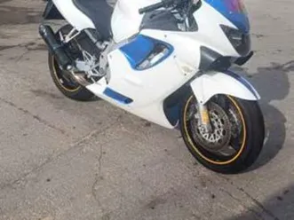 honda - cbr 600 f4