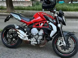 mv agusta brutale 800 rosso