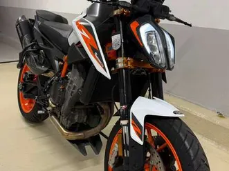 duke r - tech pack, akrapovic, etc.