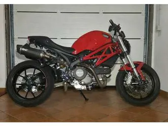 ducati monster 796 rosso