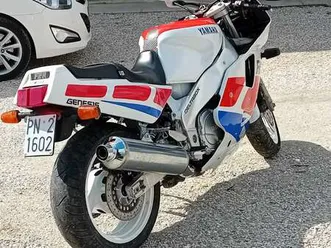 yamaha fzr 1000 rosso