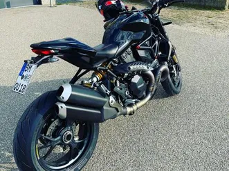 ducati monster 1200r