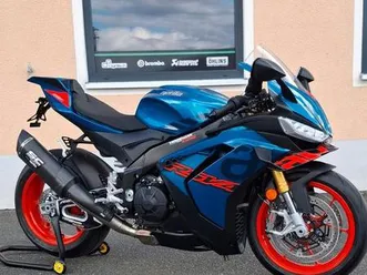 aprilia rsv 4
