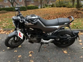 husqvarna, svartpilen, 2021, 125 (cc)