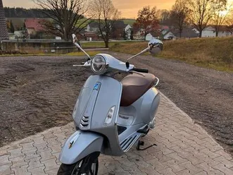 vespa primavera 50