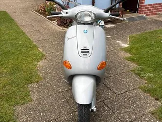 piaggio vespa 50 et4