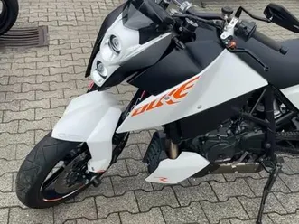 ktm duke 690
