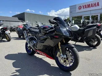 aprilia rsv 1000