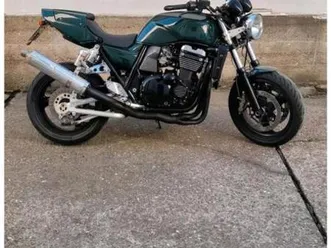 kawasaki zrx 1100