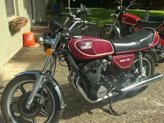 classic! 1977 yamaha xs 750 2d