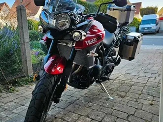 triumph tiger 800 xrt