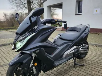 kymco ak 550