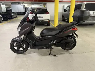 yamaha x-max r 250 canton zoug -
